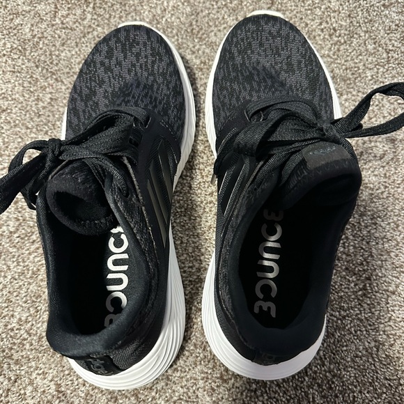 Adidas Bounce Edge Lux 3 Running Shoes CARBON BLACK EE8998 Size 6.5 WORN ONCE - Picture 9 of 12